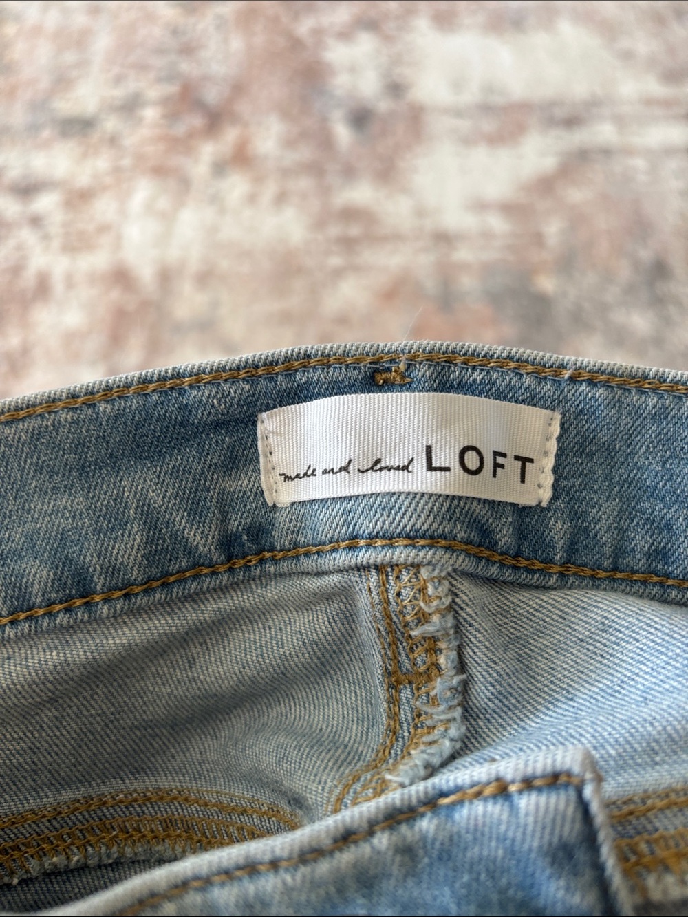 LOFT Light Wash Skinny Jeans